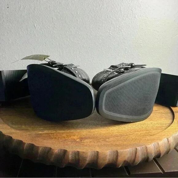 ZARA Black Croc Embossed Studded Buckle Ankle Boots Block Heel Size 38 (US 7.5) - Picture 6 of 7